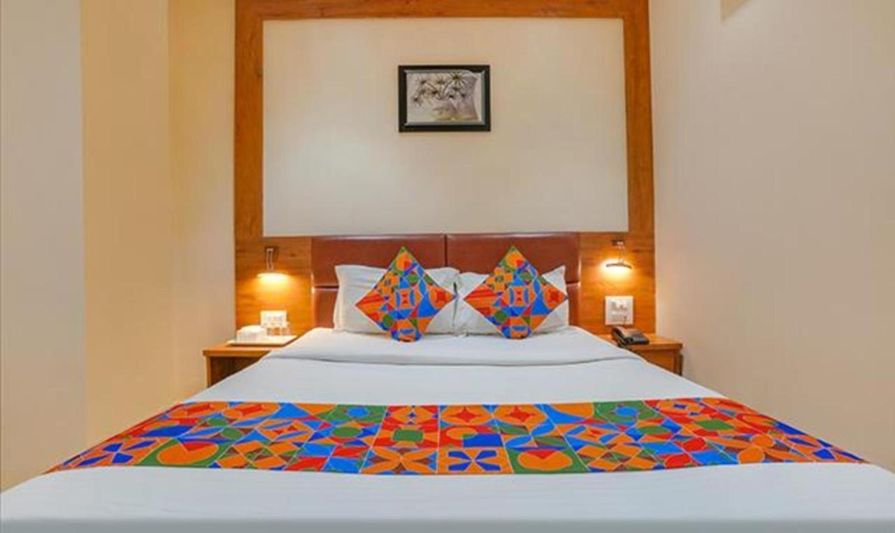 Fabexpress Colaba Grand Hotel Mumbai Bagian luar foto
