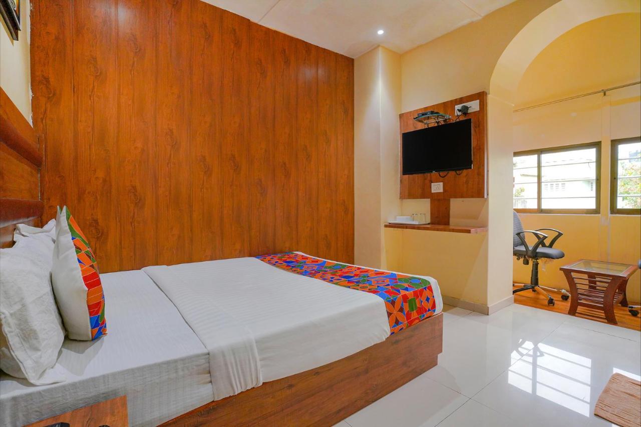 Fabexpress Colaba Grand Hotel Mumbai Bagian luar foto